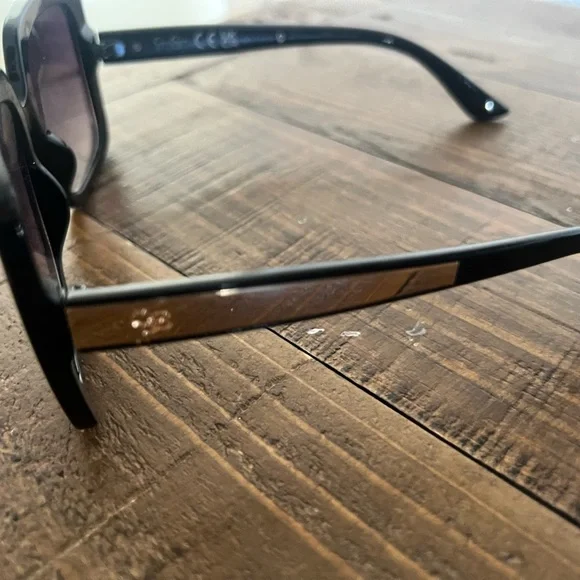 Sunglasses Bundle - Picture 6 of 8